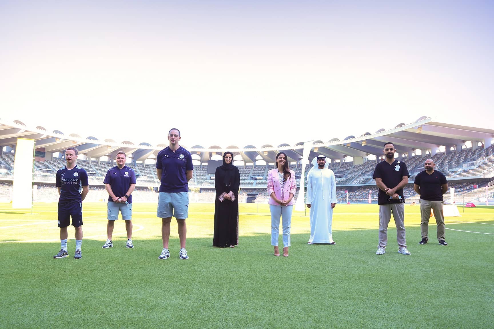 Manchester City-f-c Medical team tour at Healthpoint